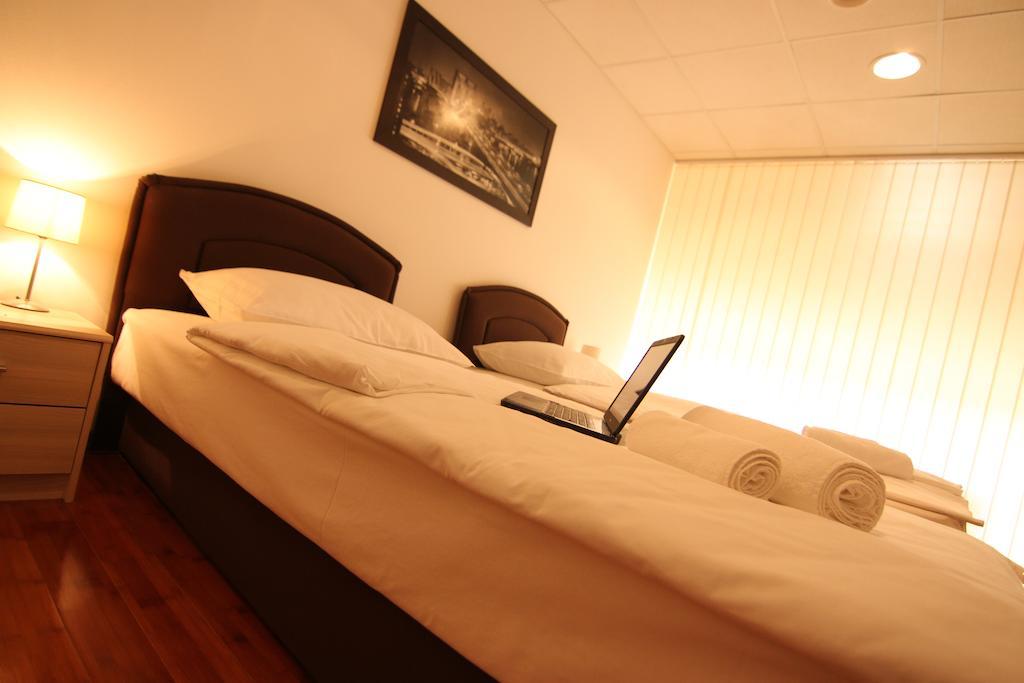 Rooms Xxl Zagreb Rom bilde